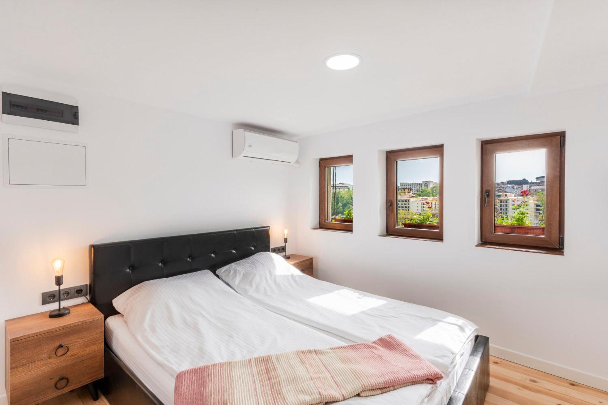 Bobevata Guest House - Floor 1 - Stunning View Old Town Weliko Tarnowo Exterior foto