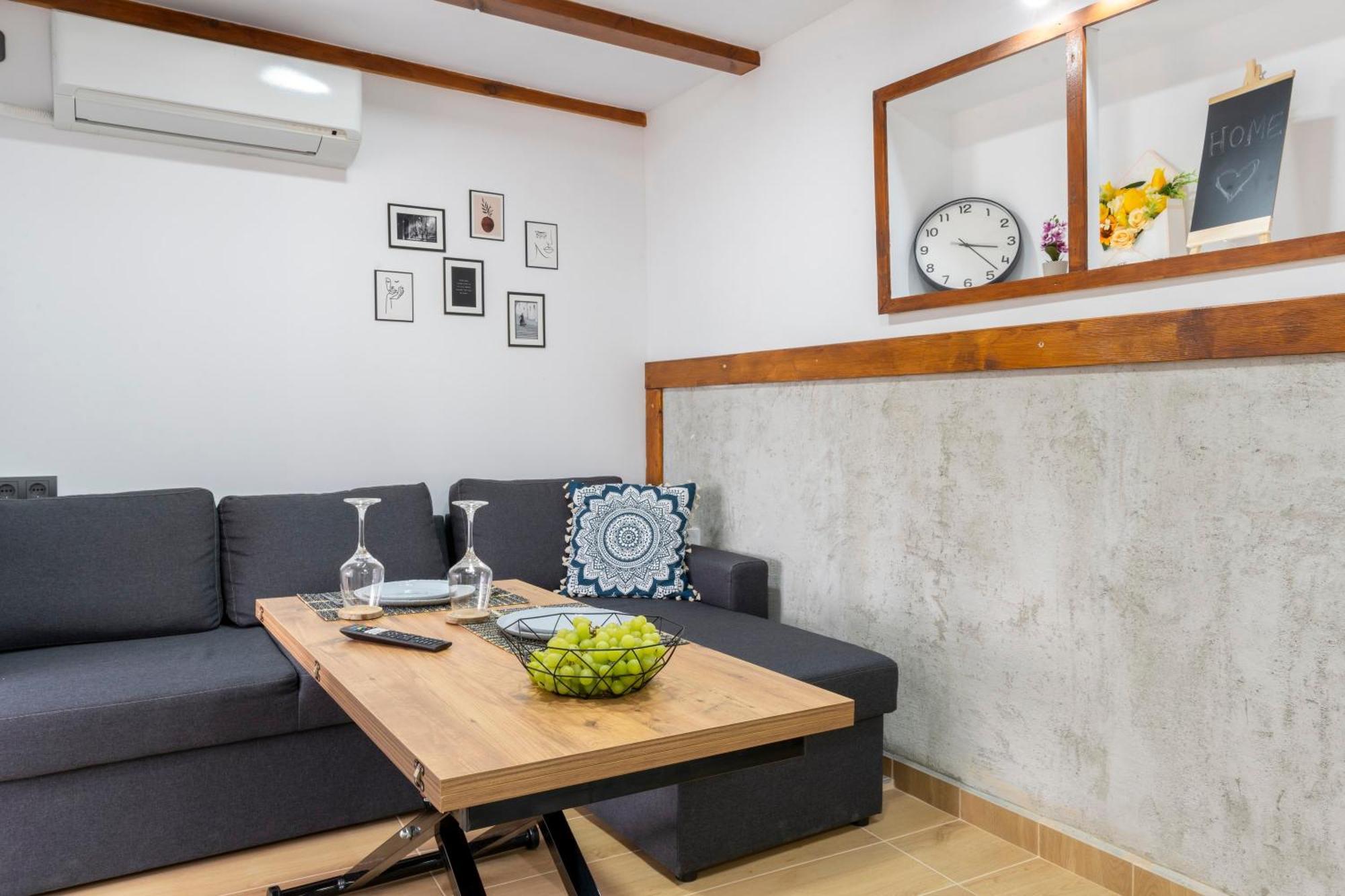 Bobevata Guest House - Floor 1 - Stunning View Old Town Weliko Tarnowo Exterior foto